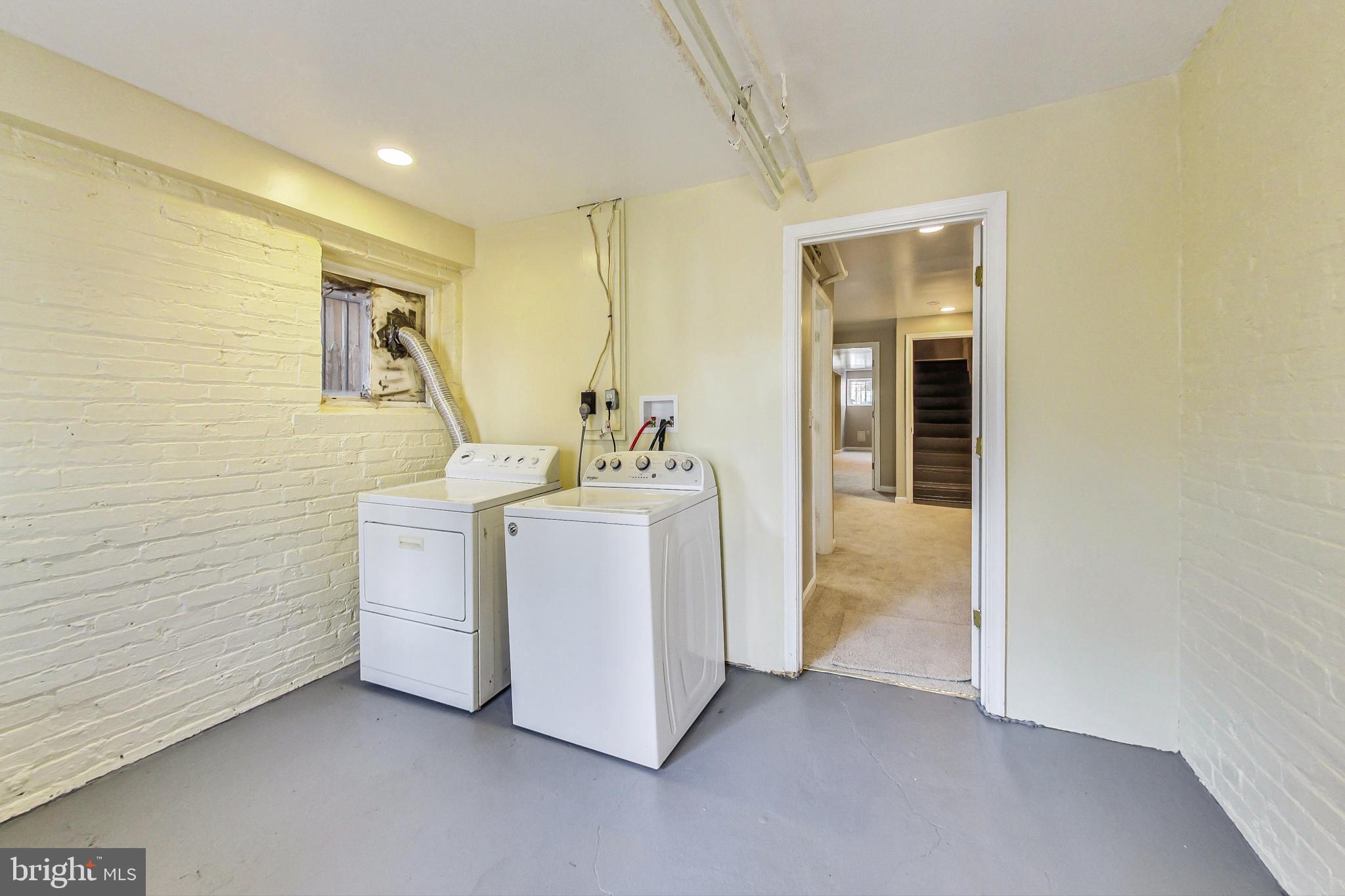 1469 MERIDIAN PLACE NW