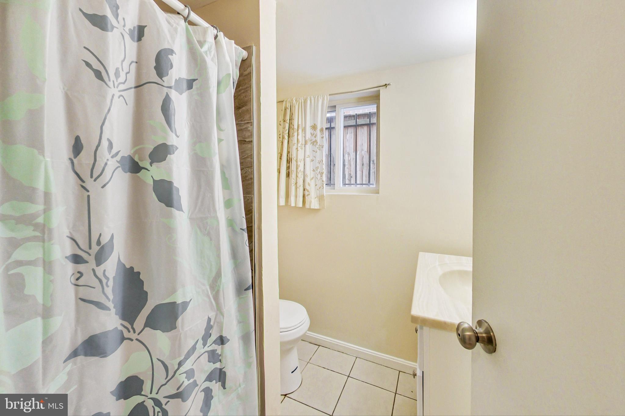 1469 MERIDIAN PLACE NW