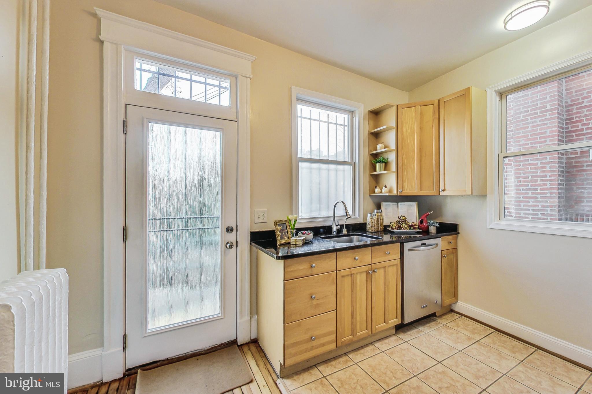 1469 MERIDIAN PLACE NW