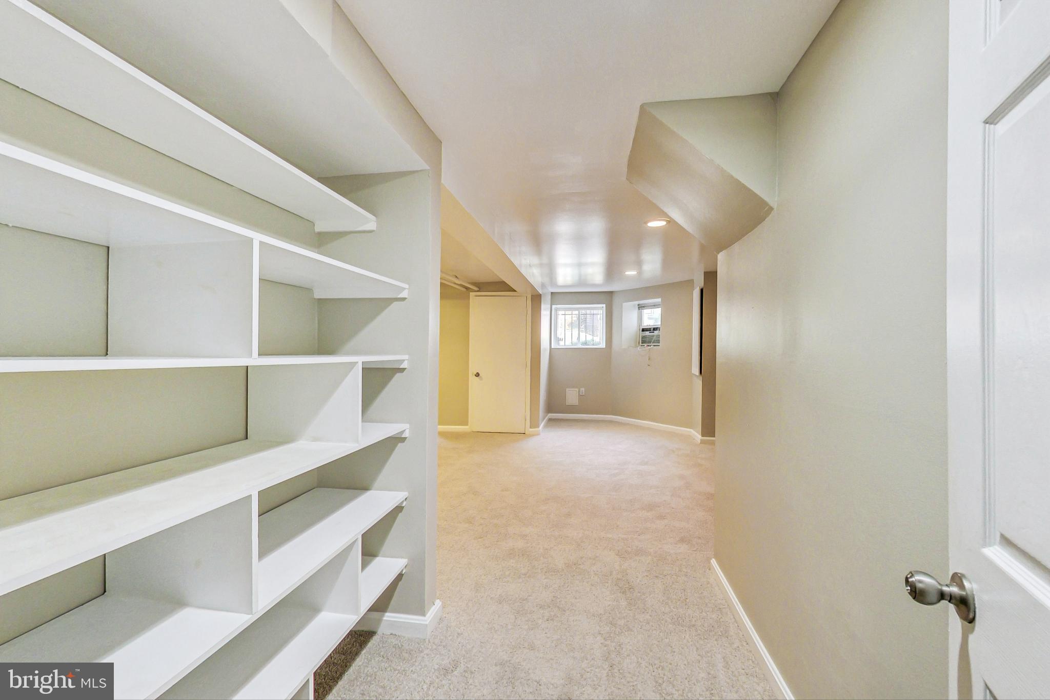 1469 MERIDIAN PLACE NW