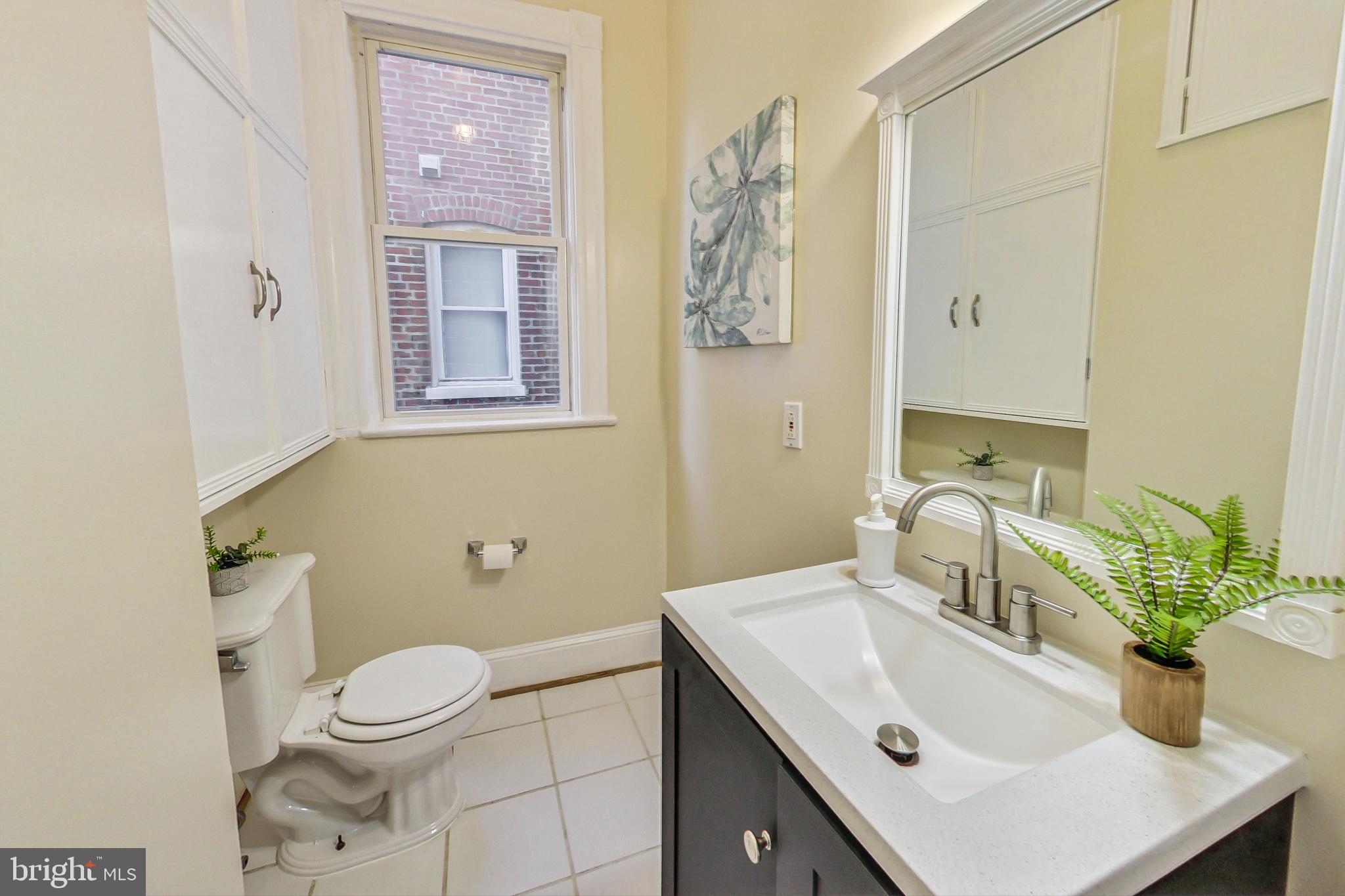 1469 MERIDIAN PLACE NW