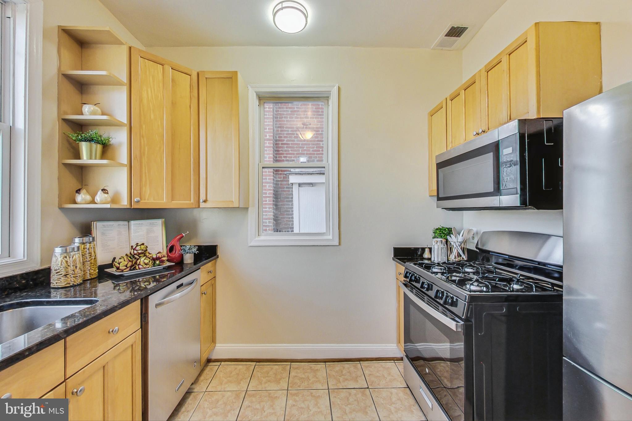 1469 MERIDIAN PLACE NW