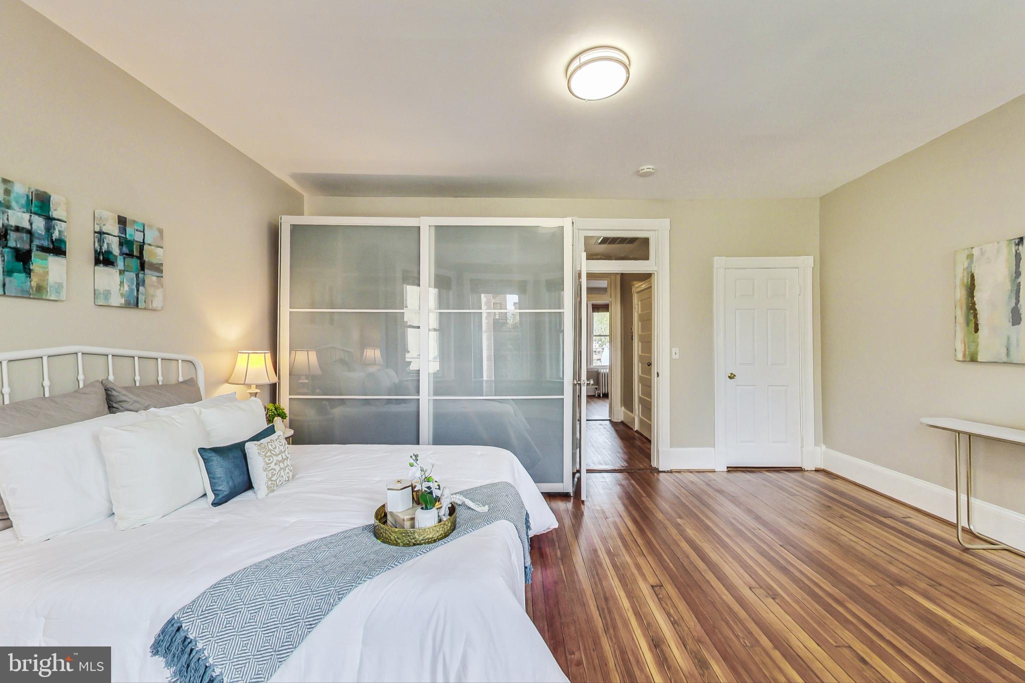 1469 MERIDIAN PLACE NW