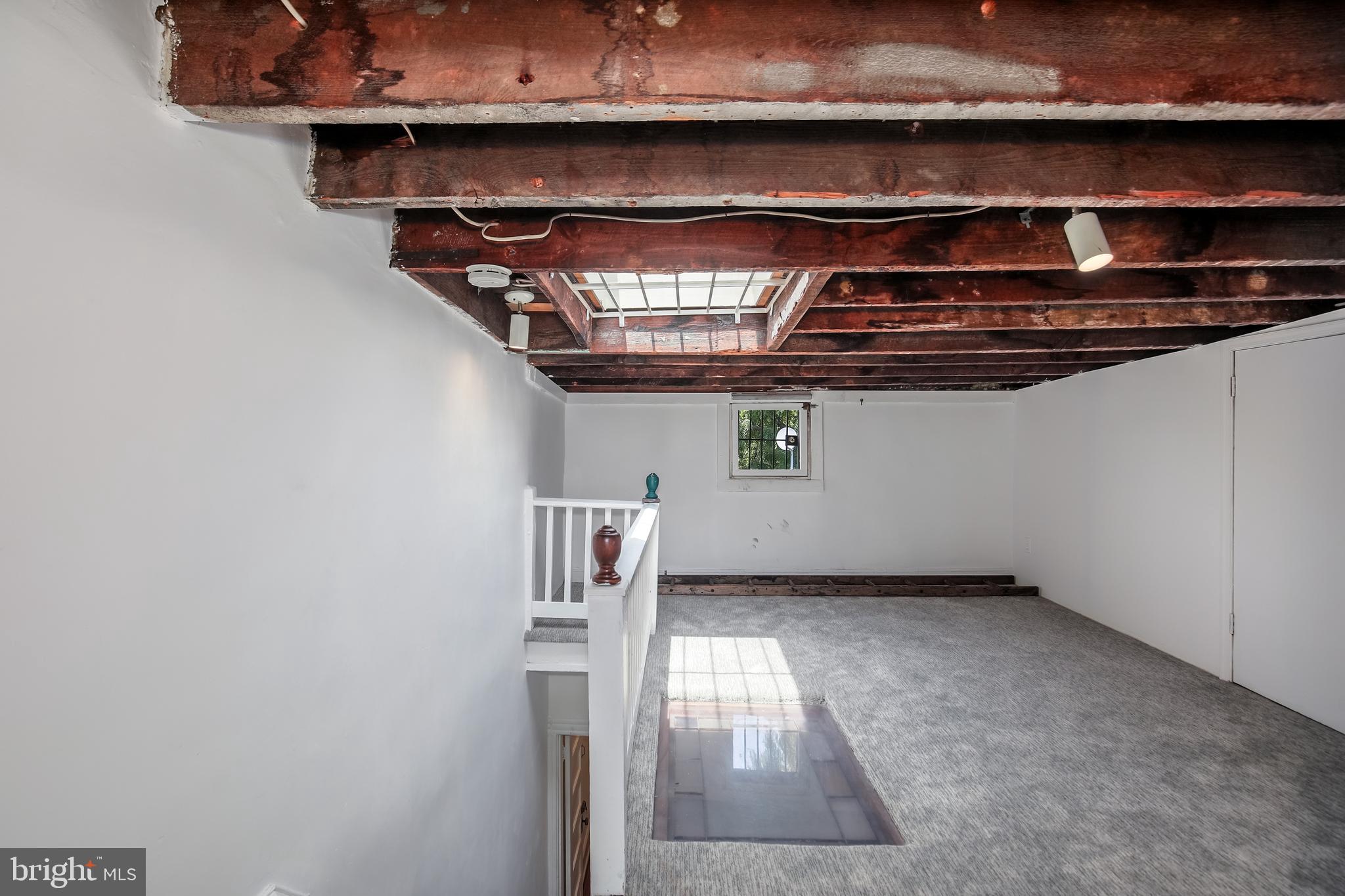 1211 KENYON STREET NW