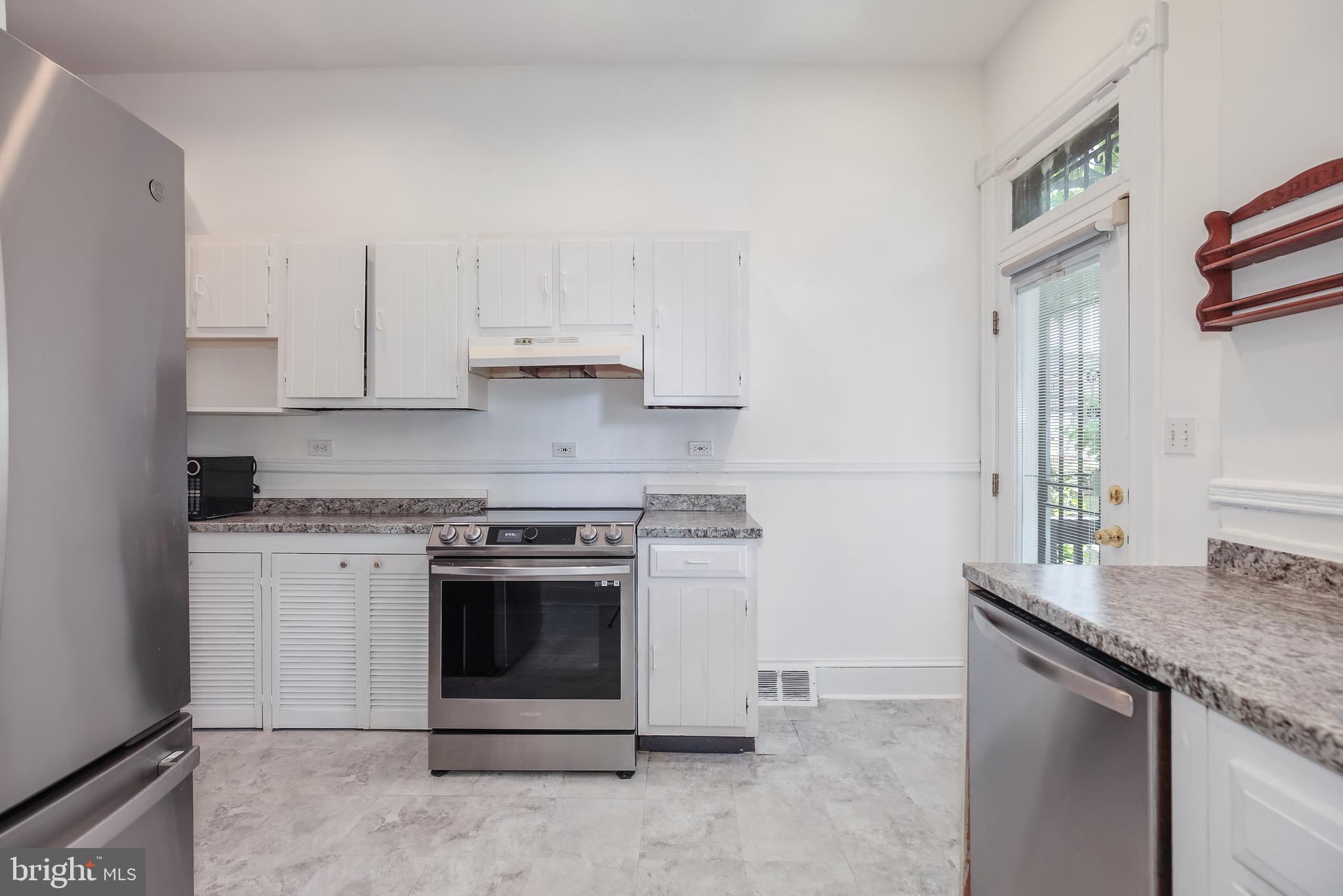 1211 KENYON STREET NW