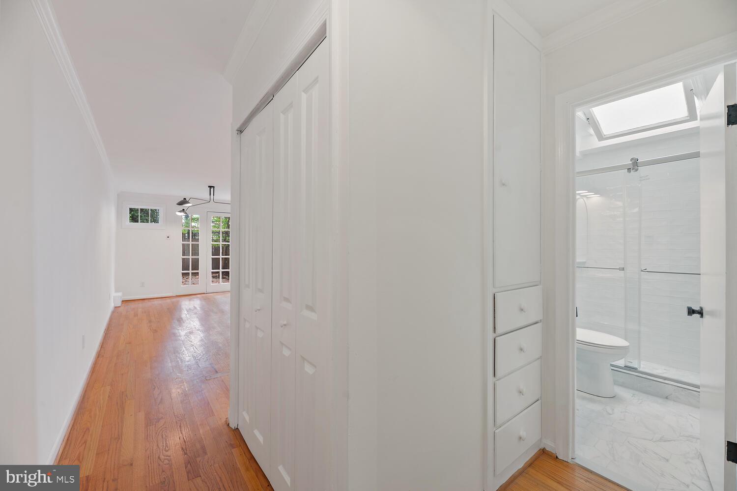 2512 1/2 EAST PLACE NW