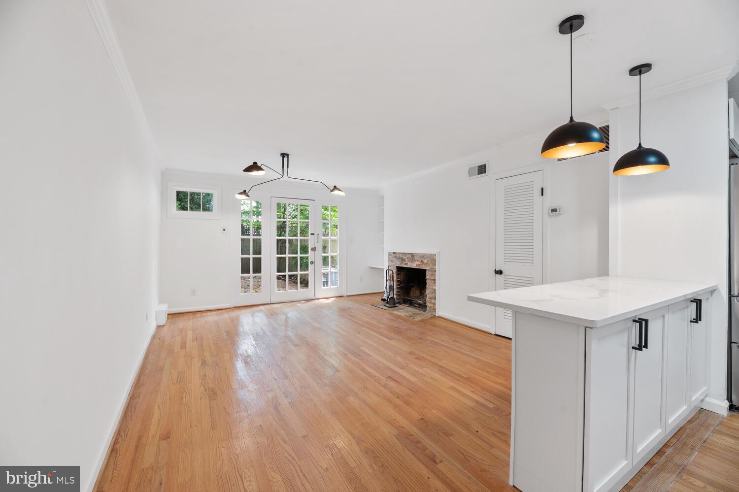 2512 1/2 EAST PLACE NW