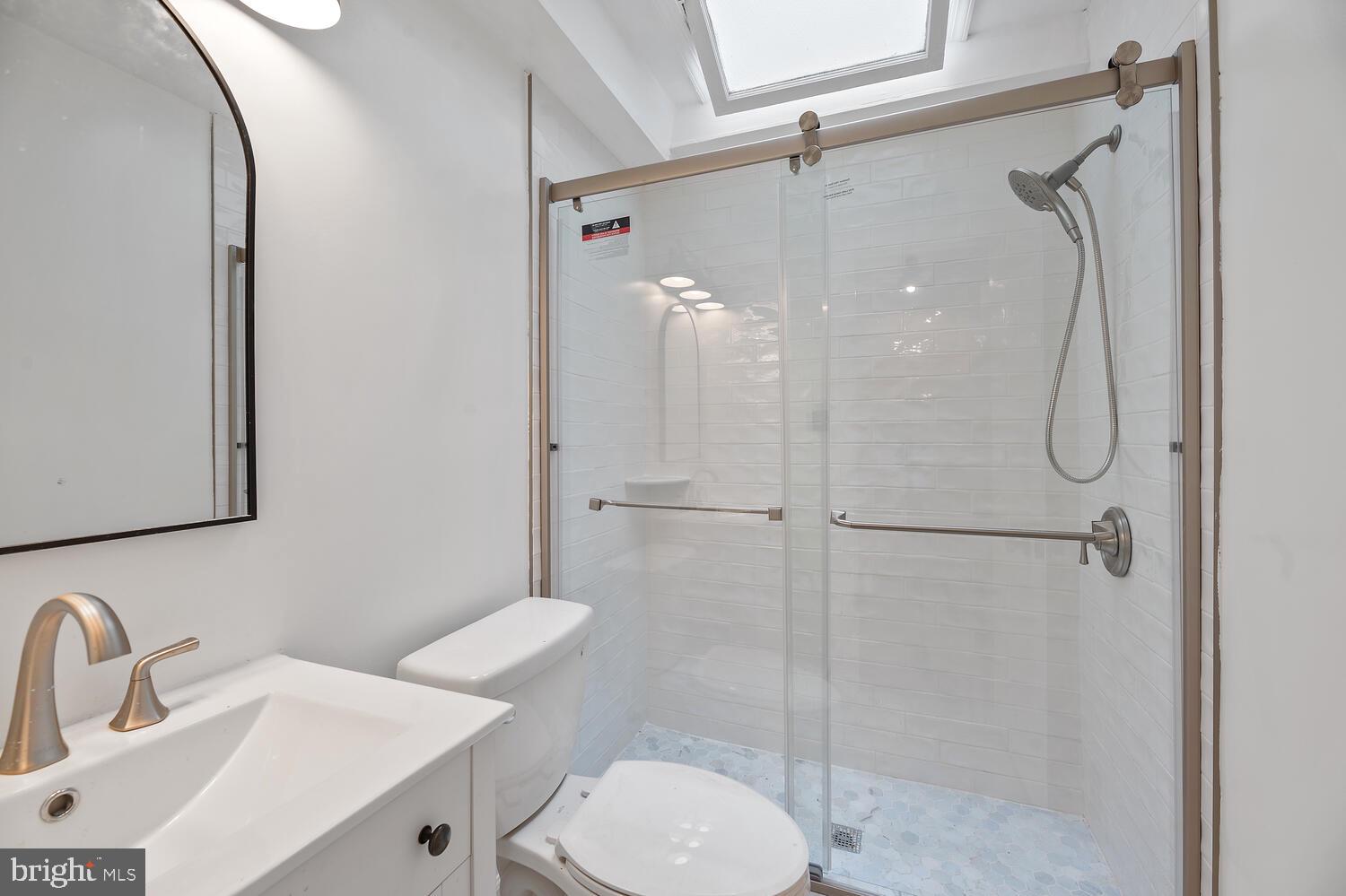 2512 1/2 EAST PLACE NW