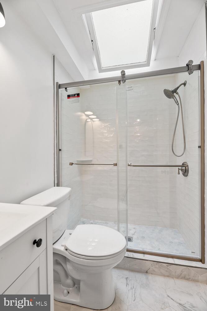 2512 1/2 EAST PLACE NW