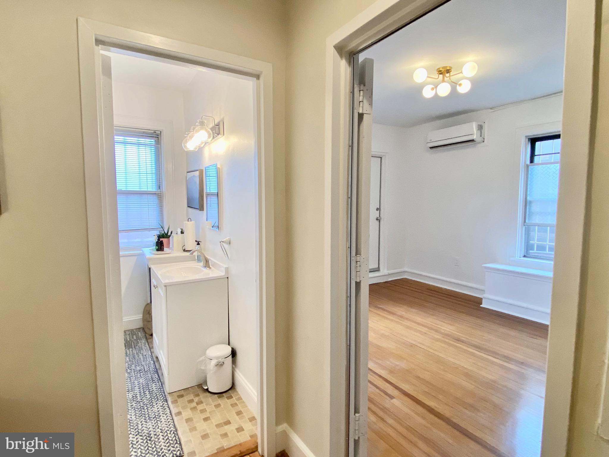 2604 CONNECTICUT AVENUE NW 301