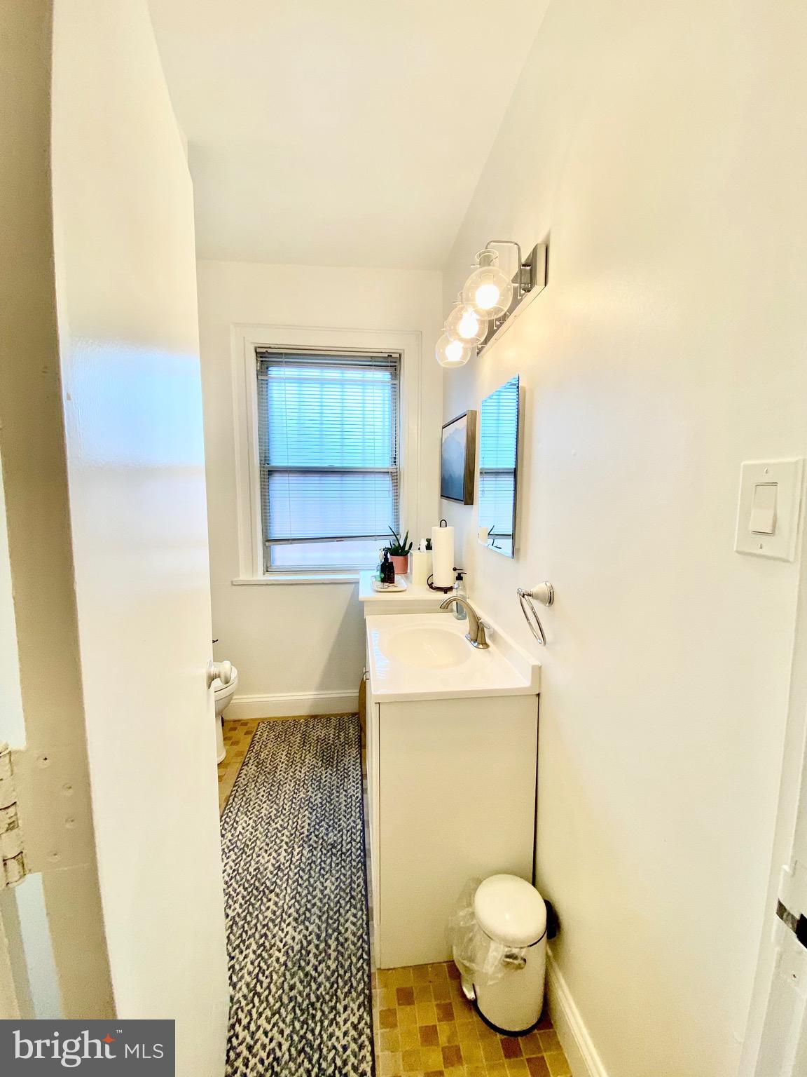 2604 CONNECTICUT AVENUE NW 301