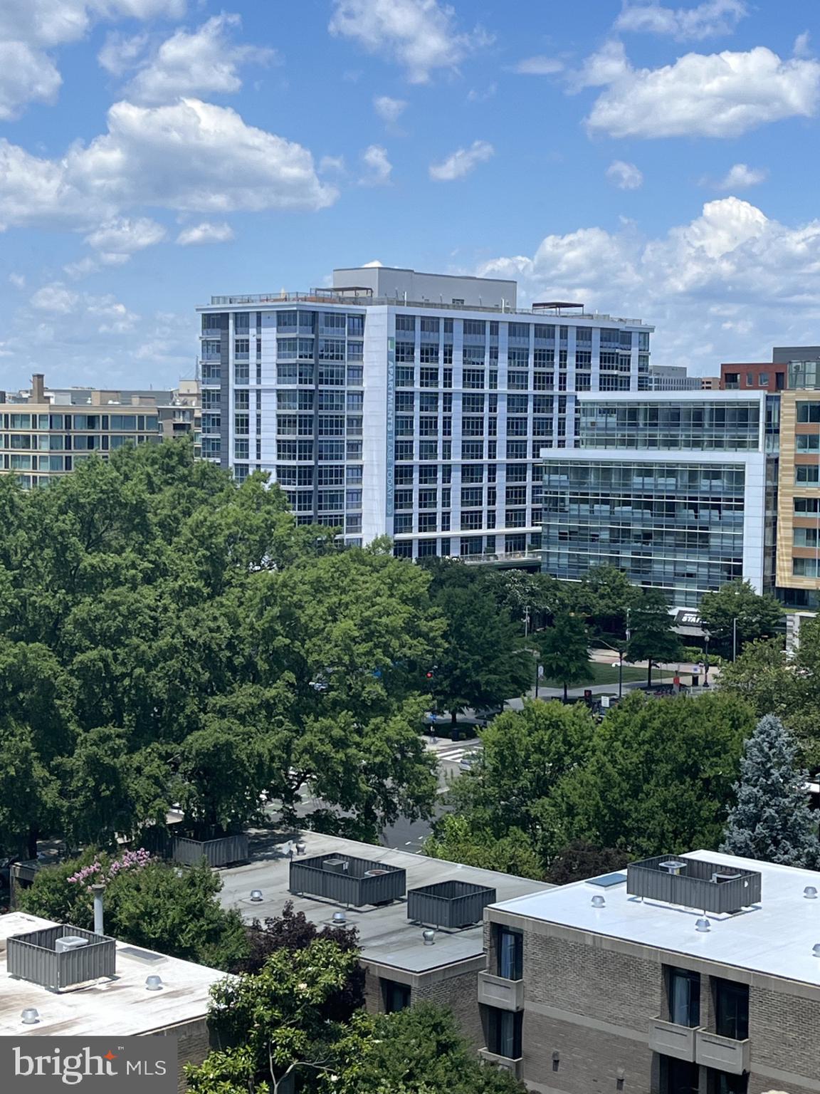 300 M STREET SW N801