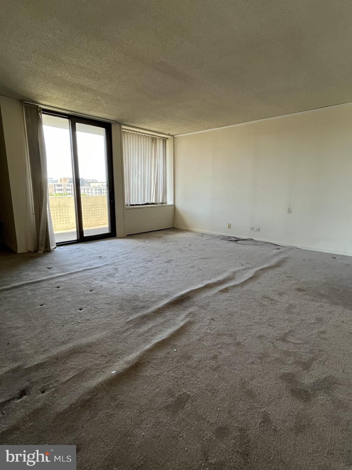 300 M STREET SW N801