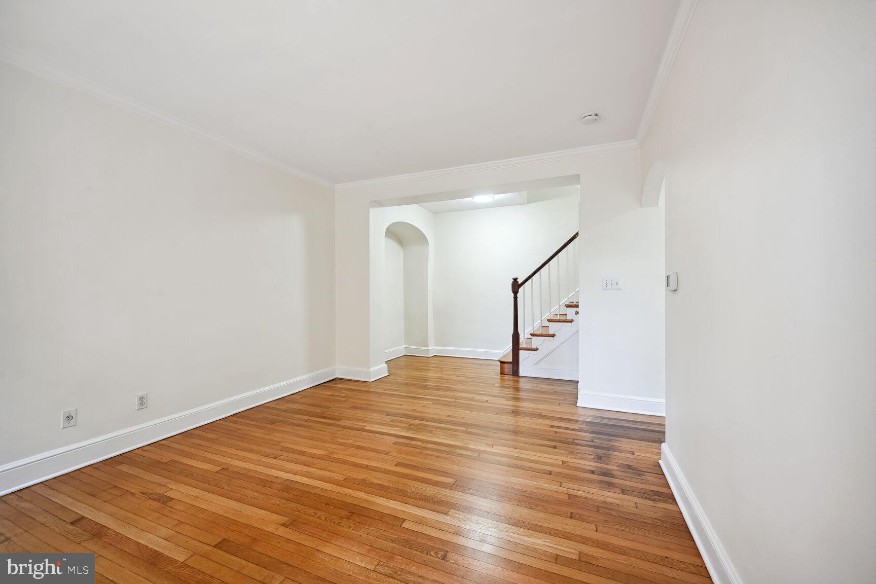 4024 CALVERT STREET NW