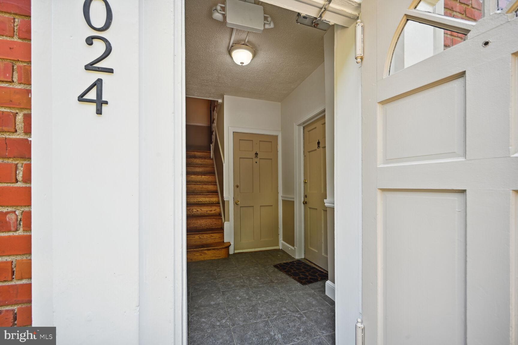 4024 CALVERT STREET NW