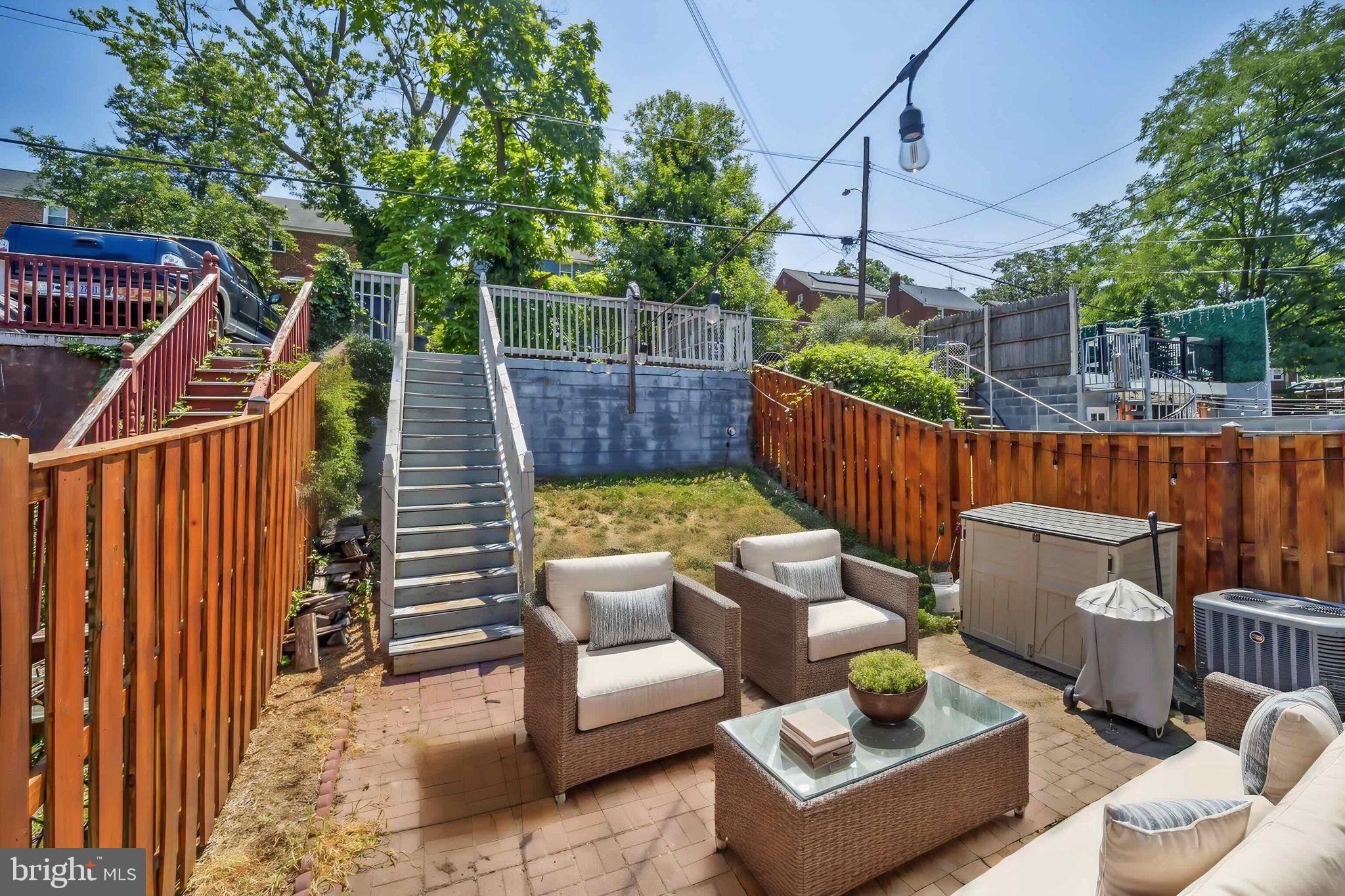 1652 FORT DUPONT STREET SE