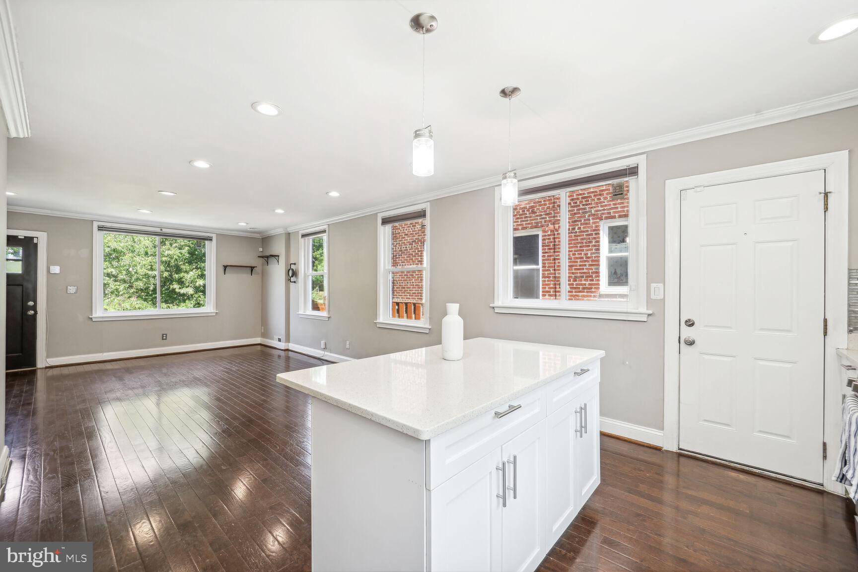 1652 FORT DUPONT STREET SE