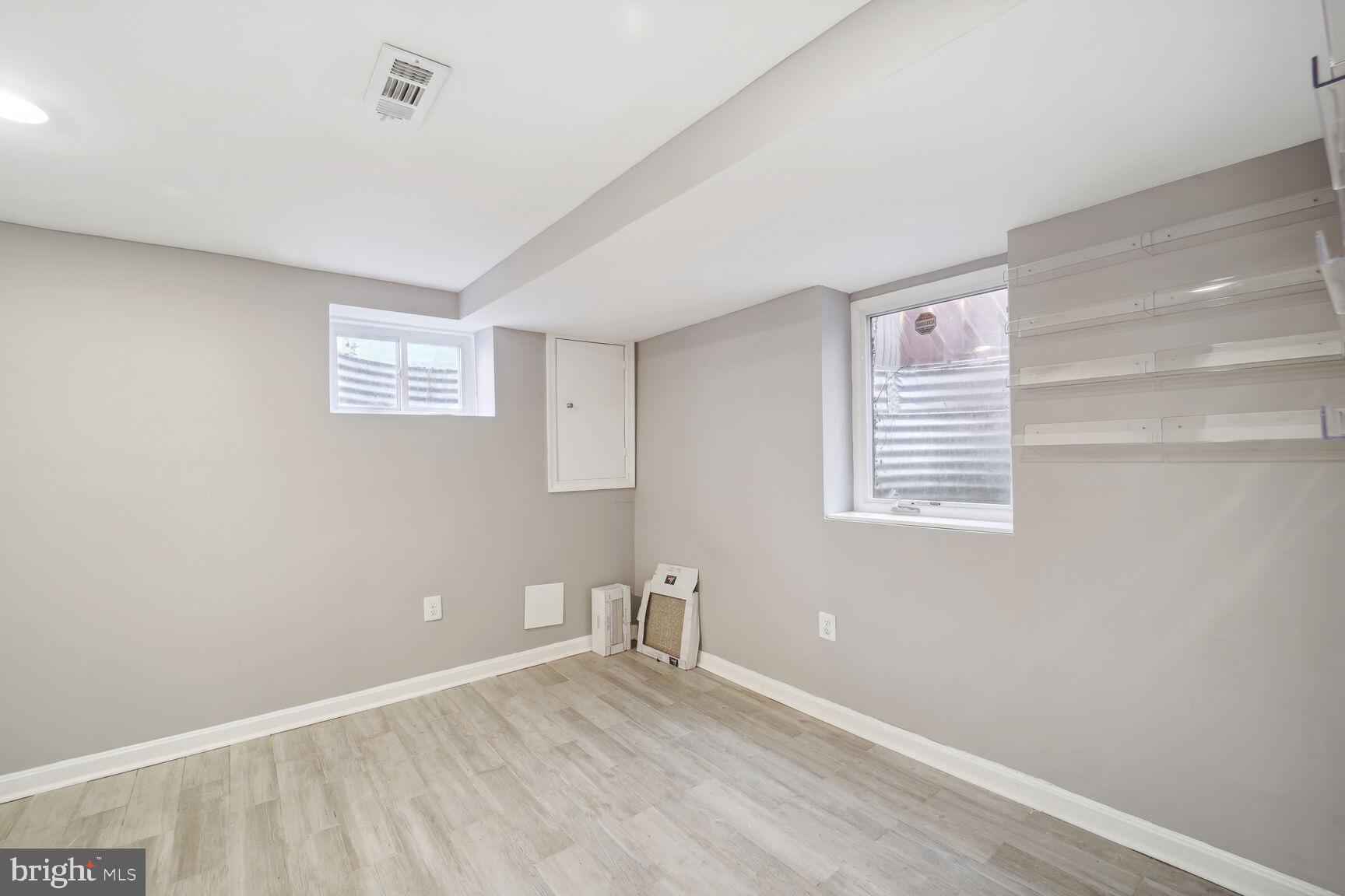 1652 FORT DUPONT STREET SE