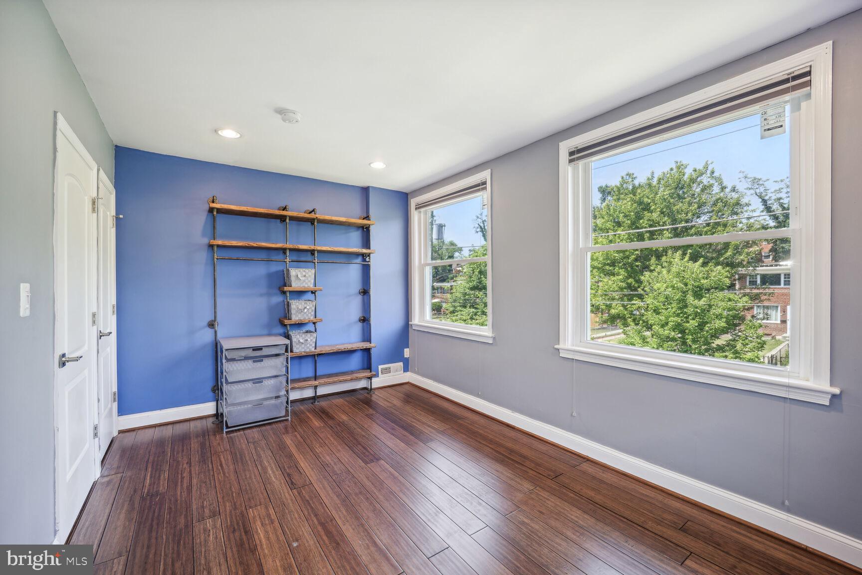 1652 FORT DUPONT STREET SE