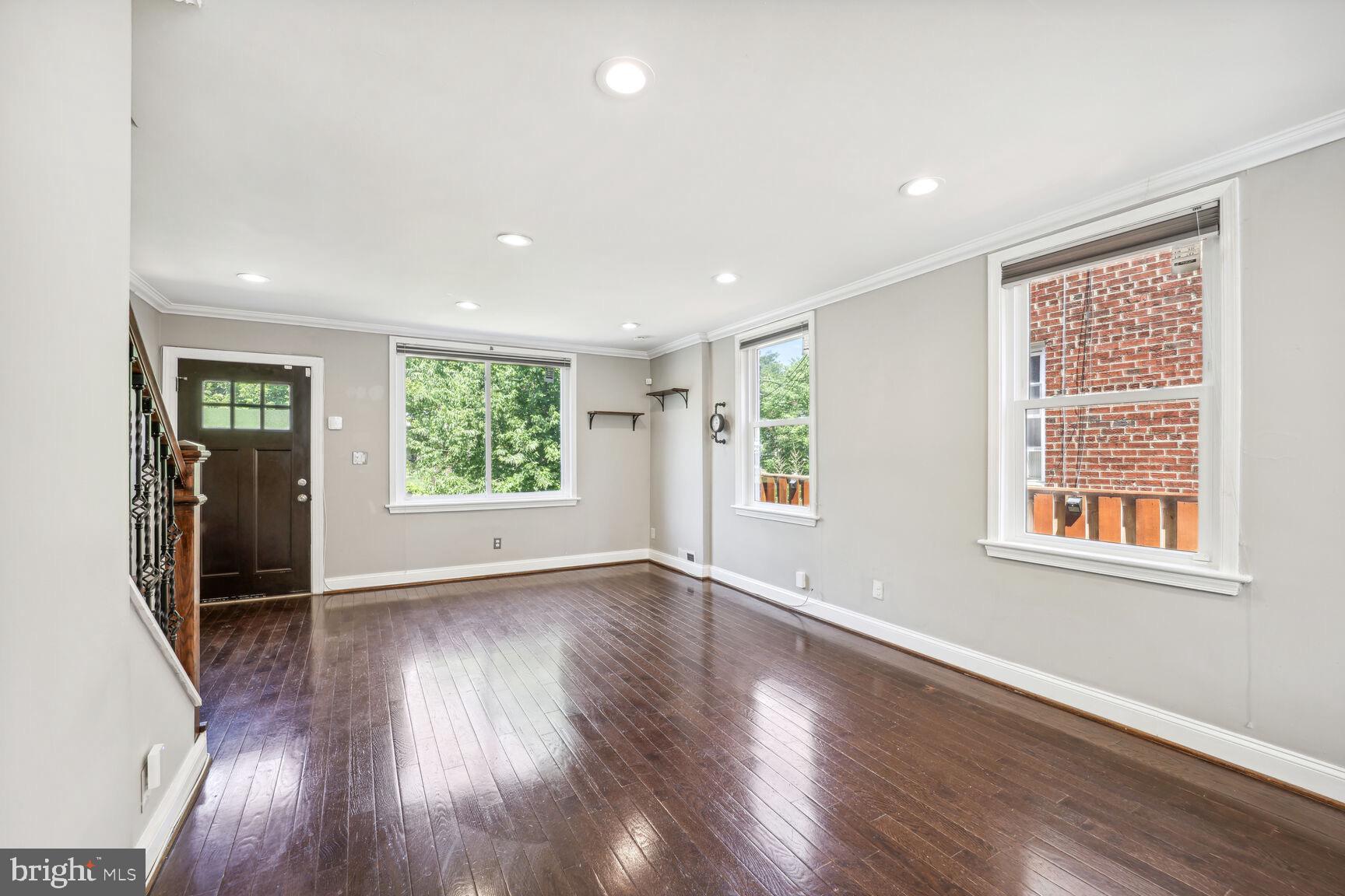 1652 FORT DUPONT STREET SE