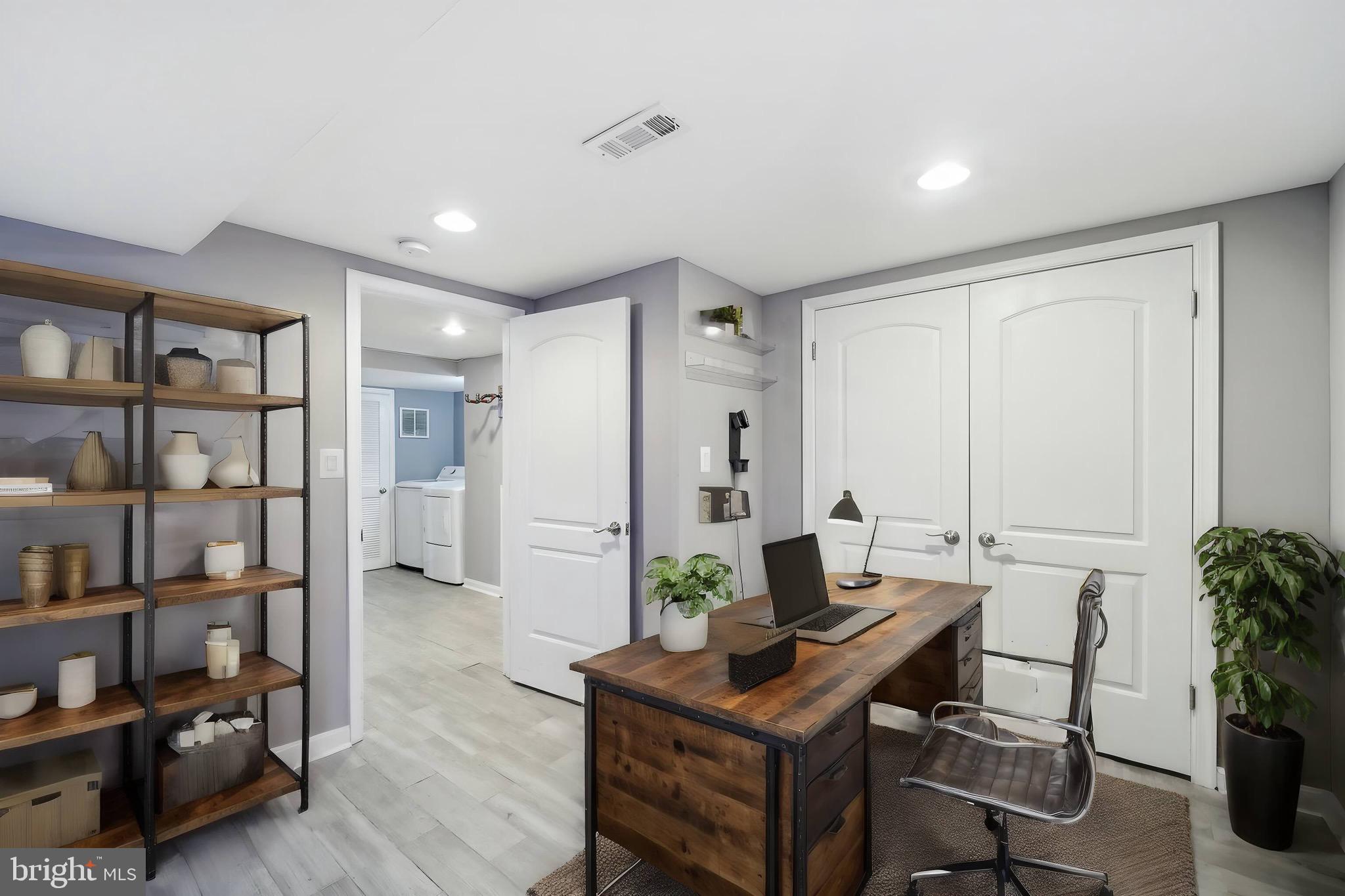 1652 FORT DUPONT STREET SE