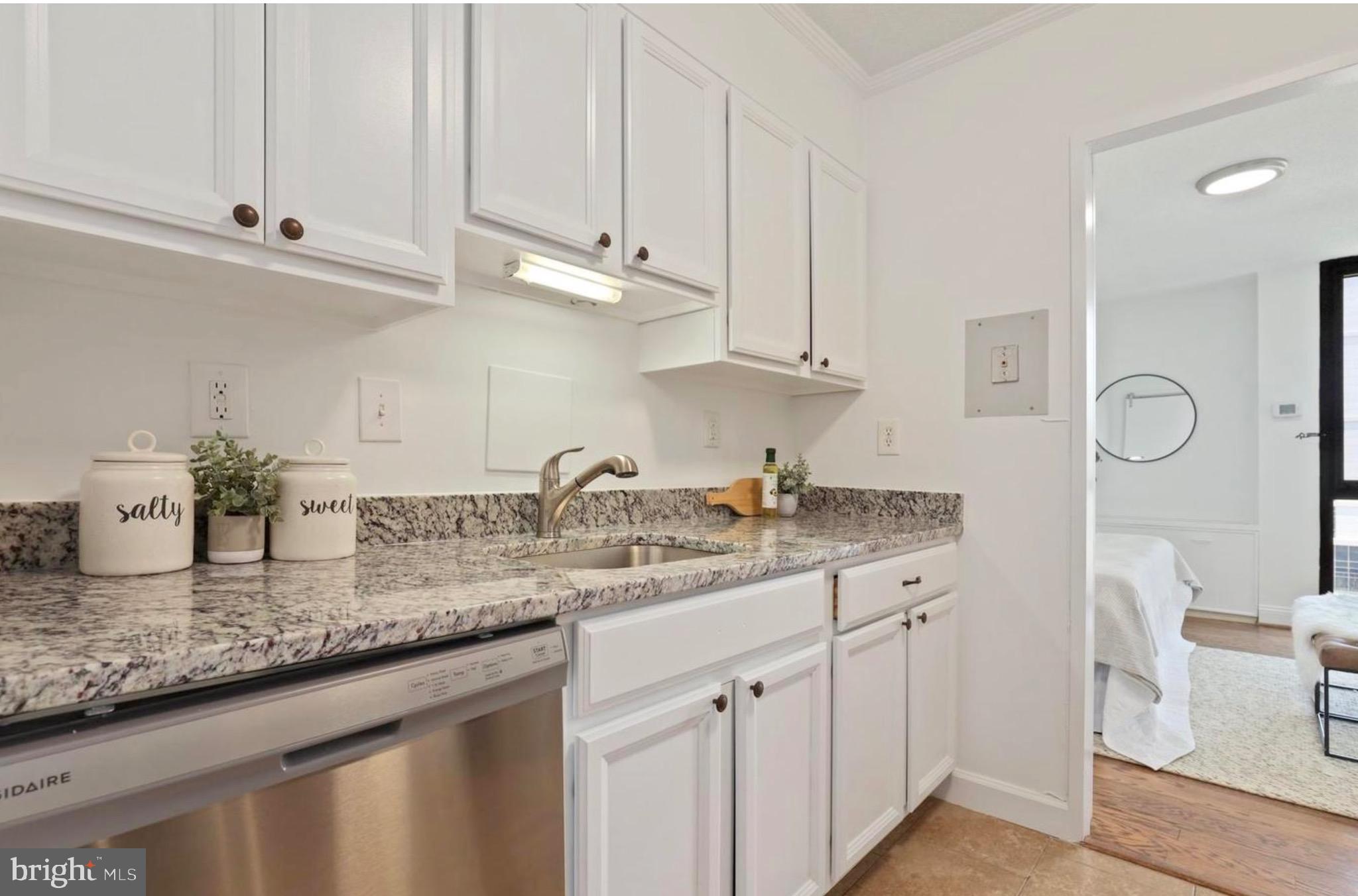 300 M STREET SW N414