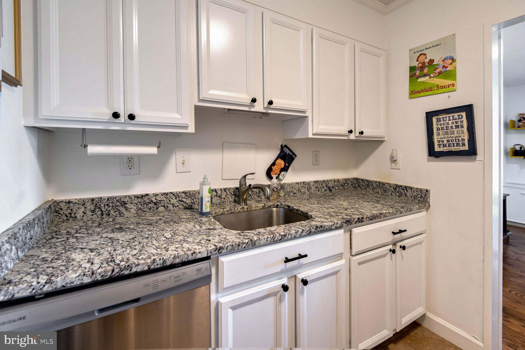 300 M STREET SW N414