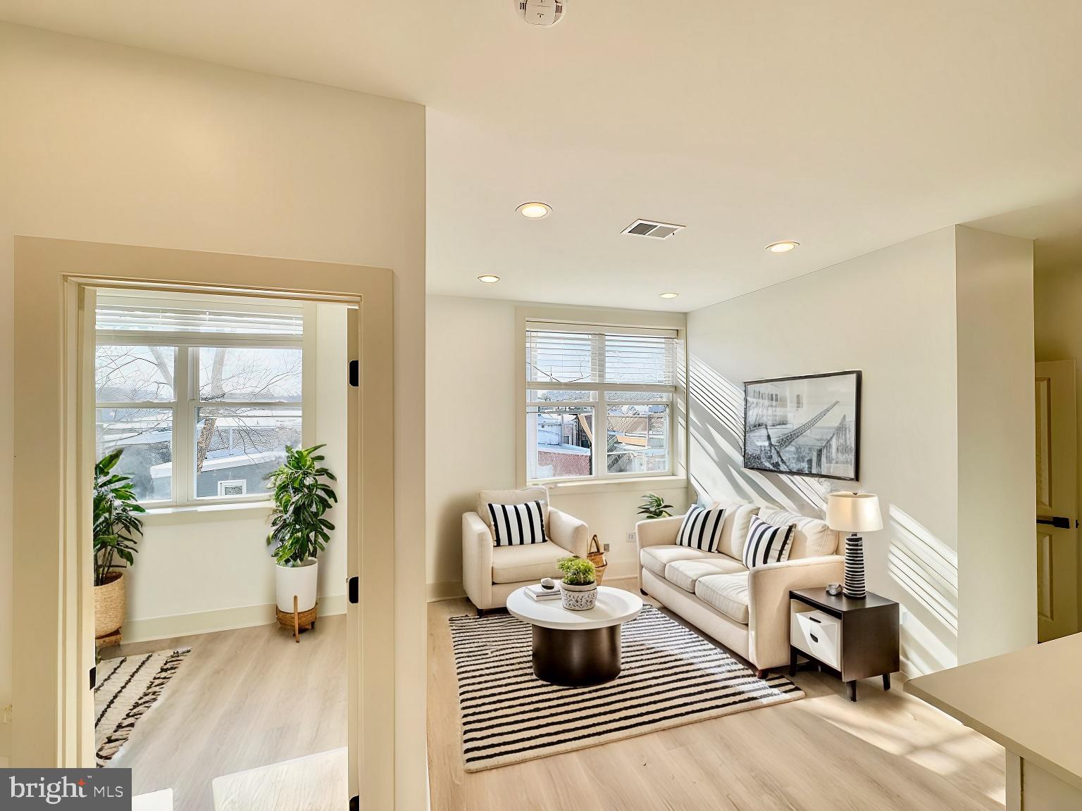 1802 11TH STREET NW 3B