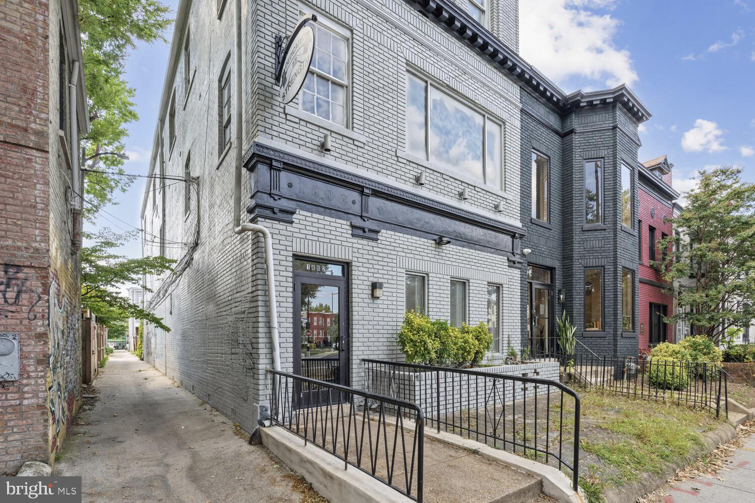 1802 11TH STREET NW 3B