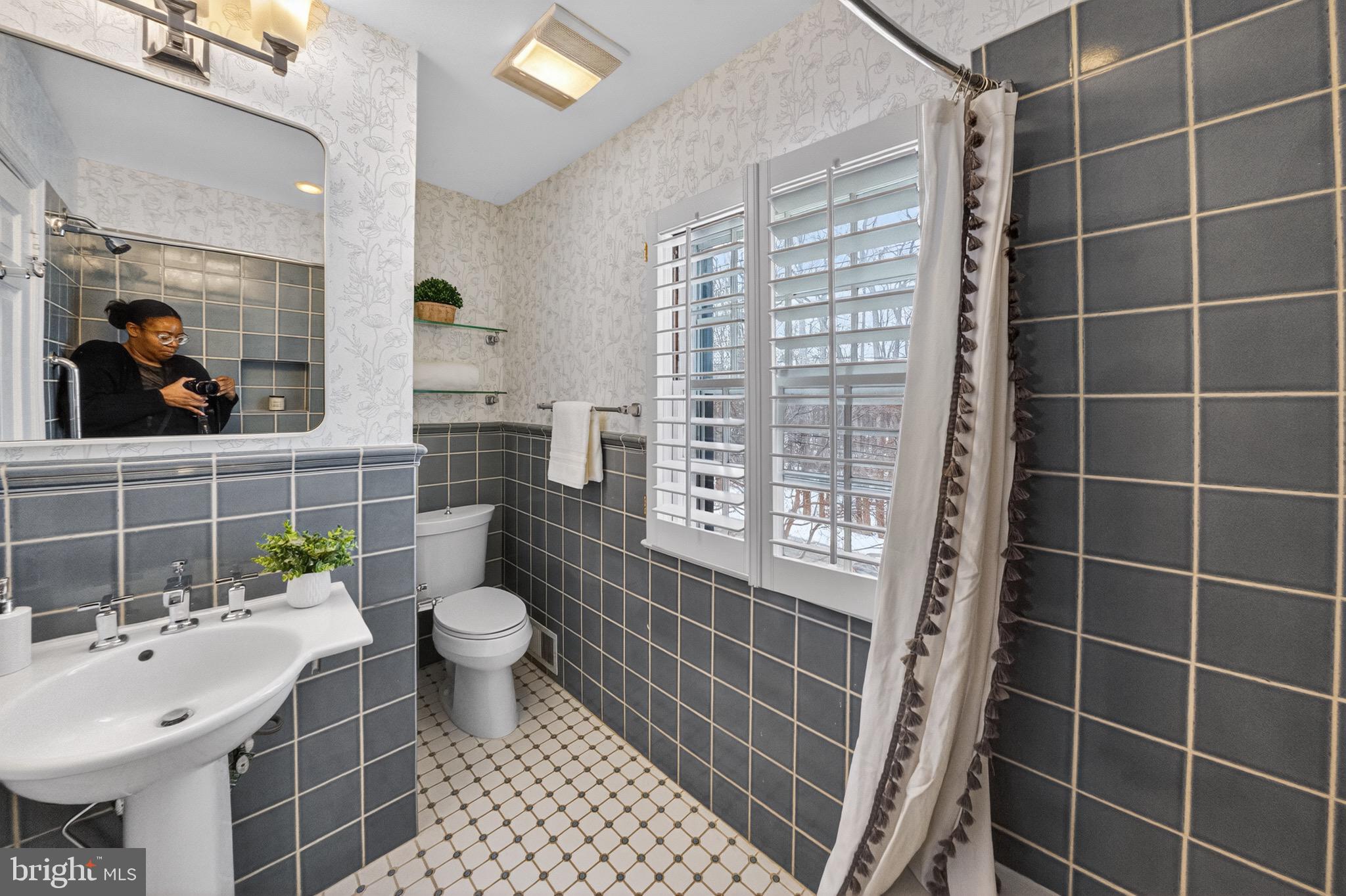 3262 ABERFOYLE PLACE NW