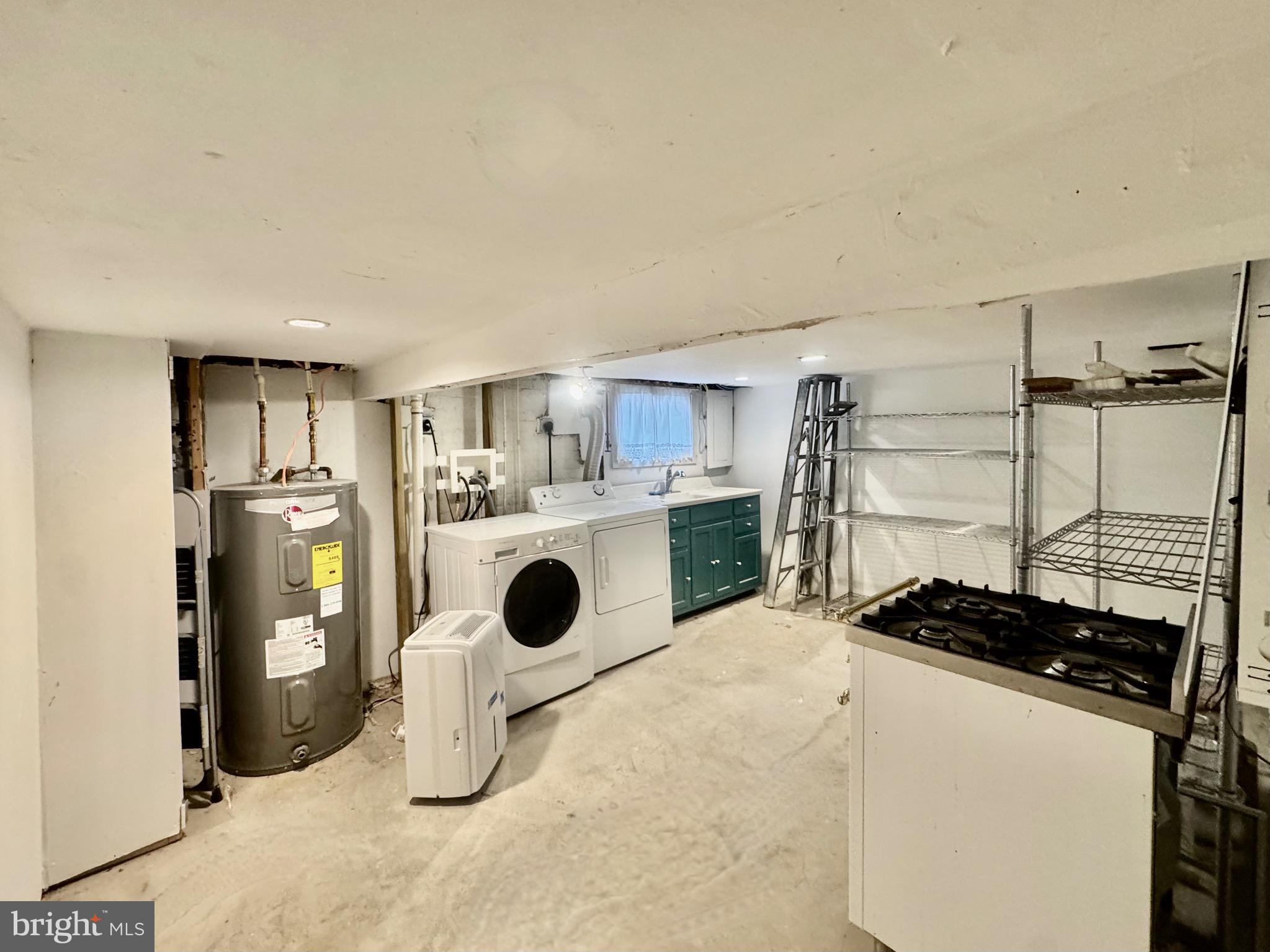 769 KENYON STREET NW