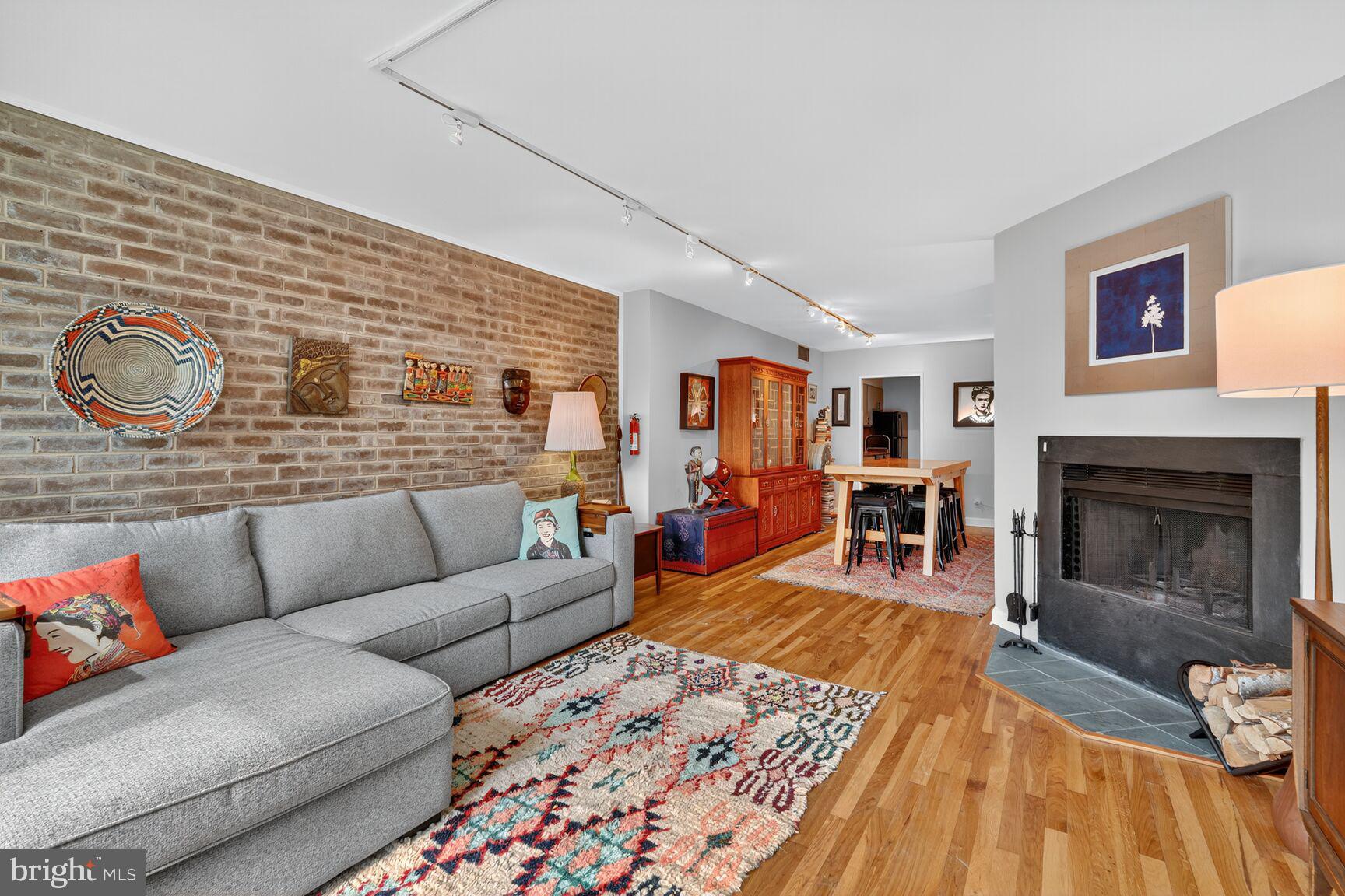 333 N ST SW