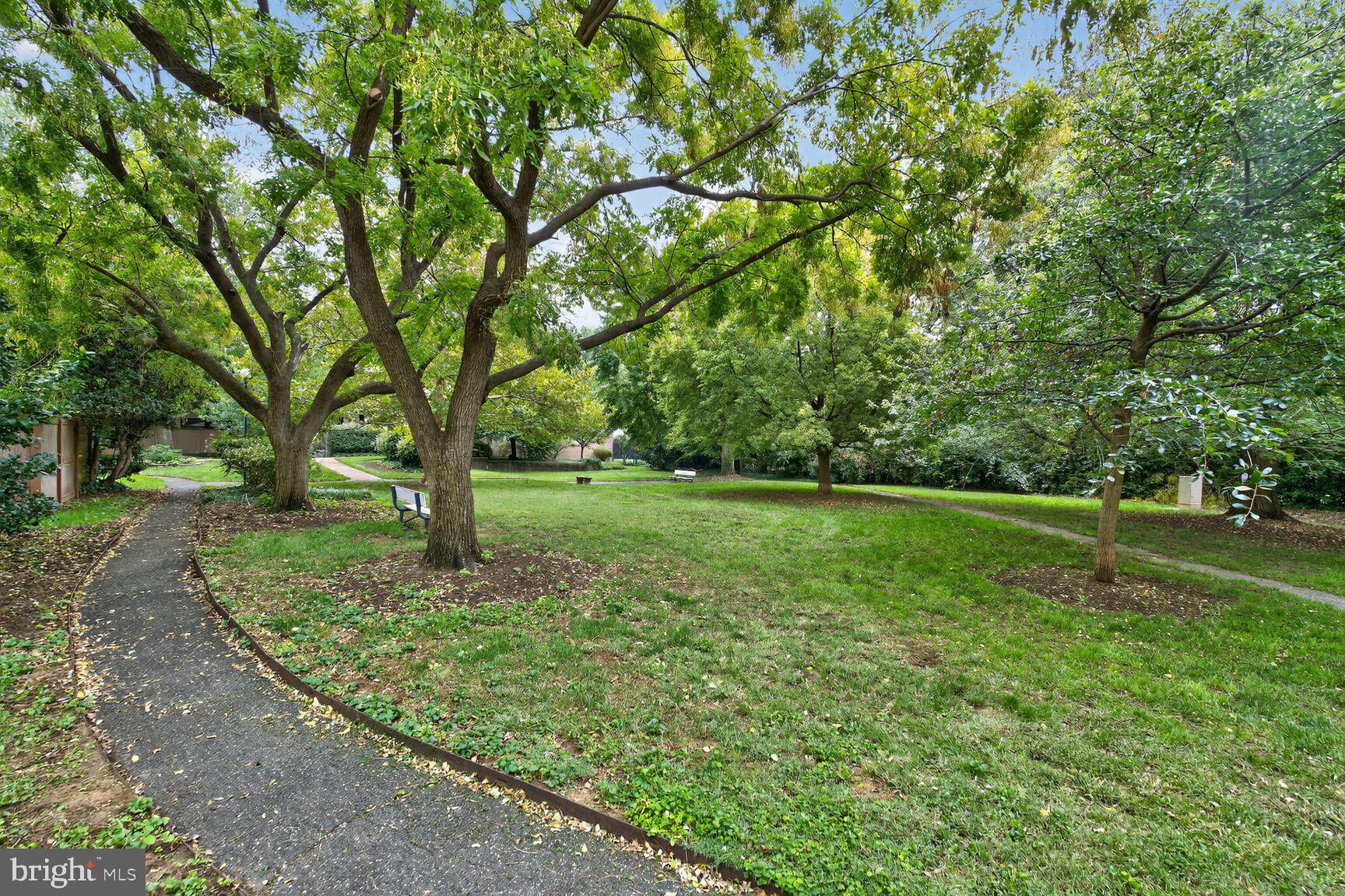 333 N ST SW