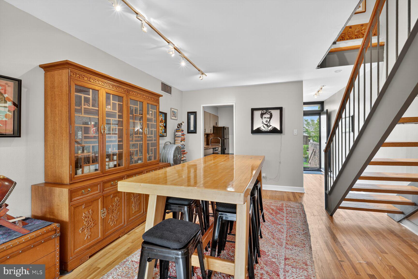 333 N ST SW