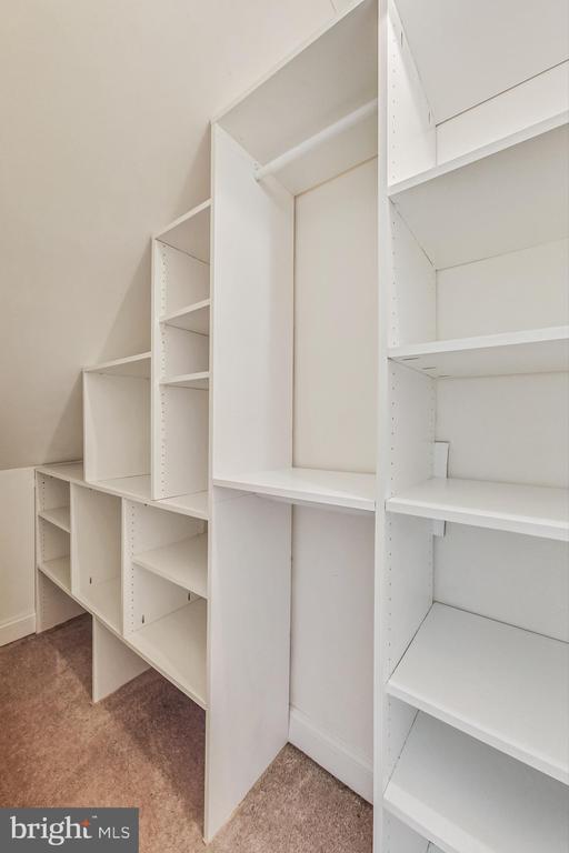 1248 MARYLAND AVENUE NE Unit: 2