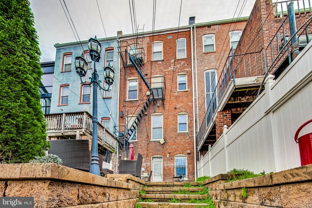 1248 MARYLAND AVENUE NE Unit: 2