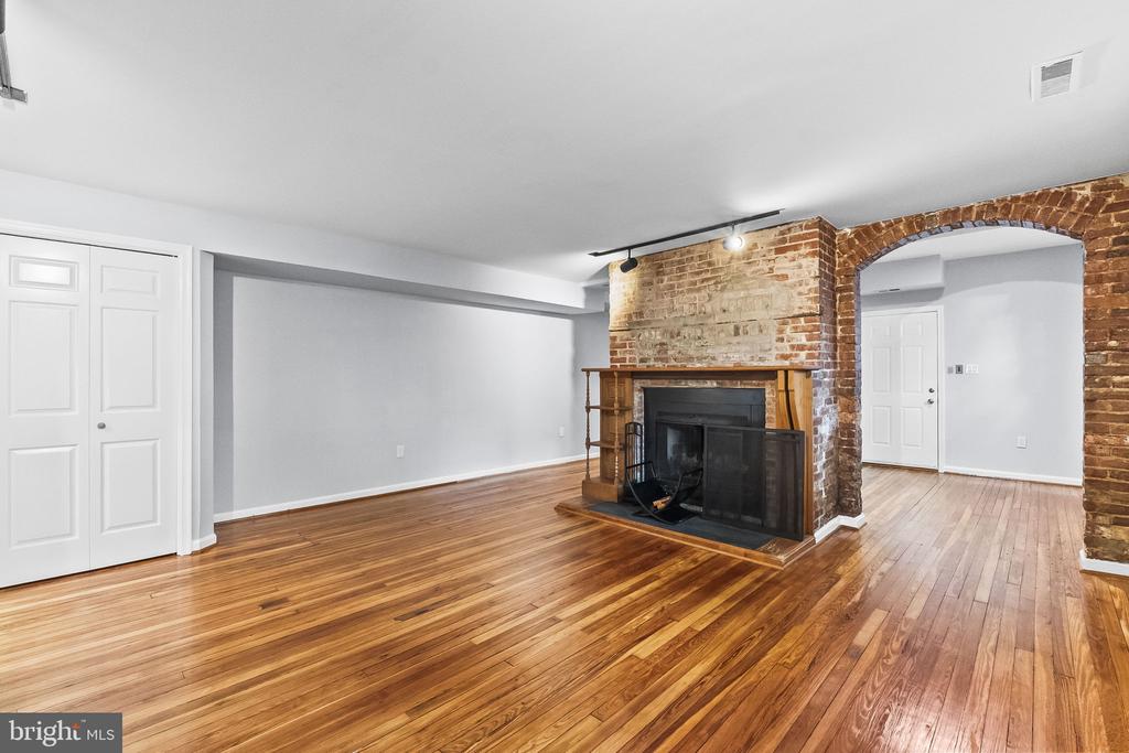 1303 P STREET NW Unit: 2