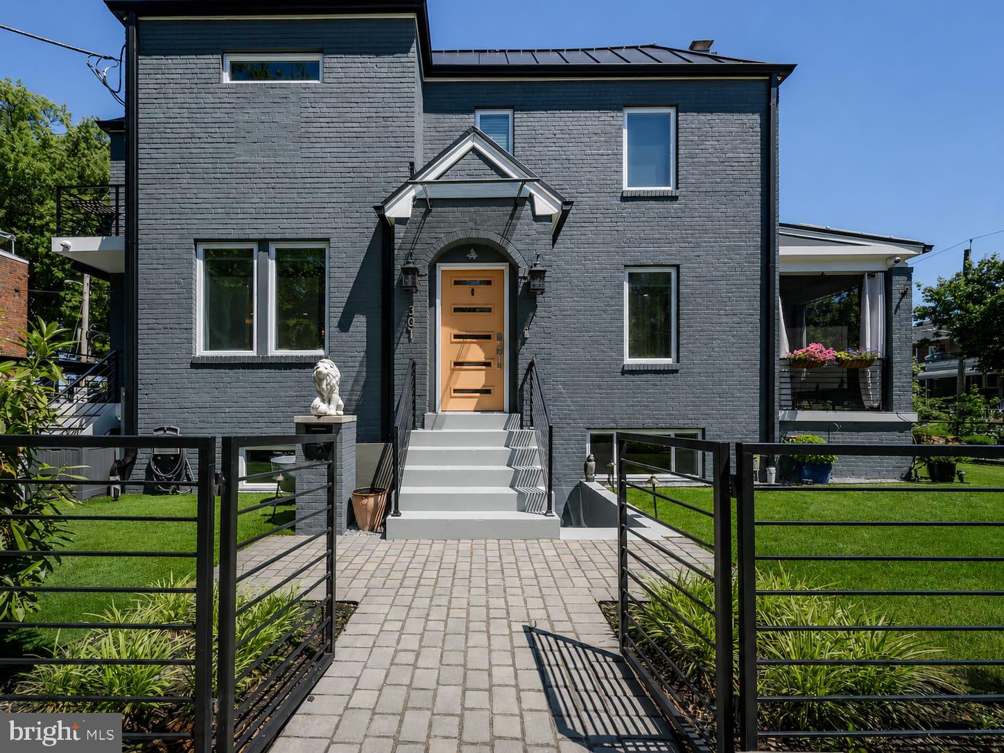 301 GALLATIN STREET NW