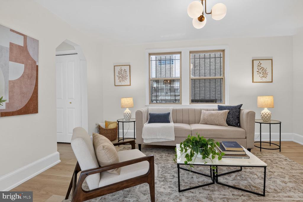 1363 K STREET SE Unit: 102