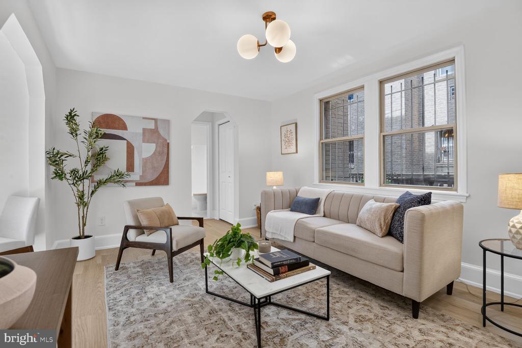 1363 K STREET SE Unit: 102