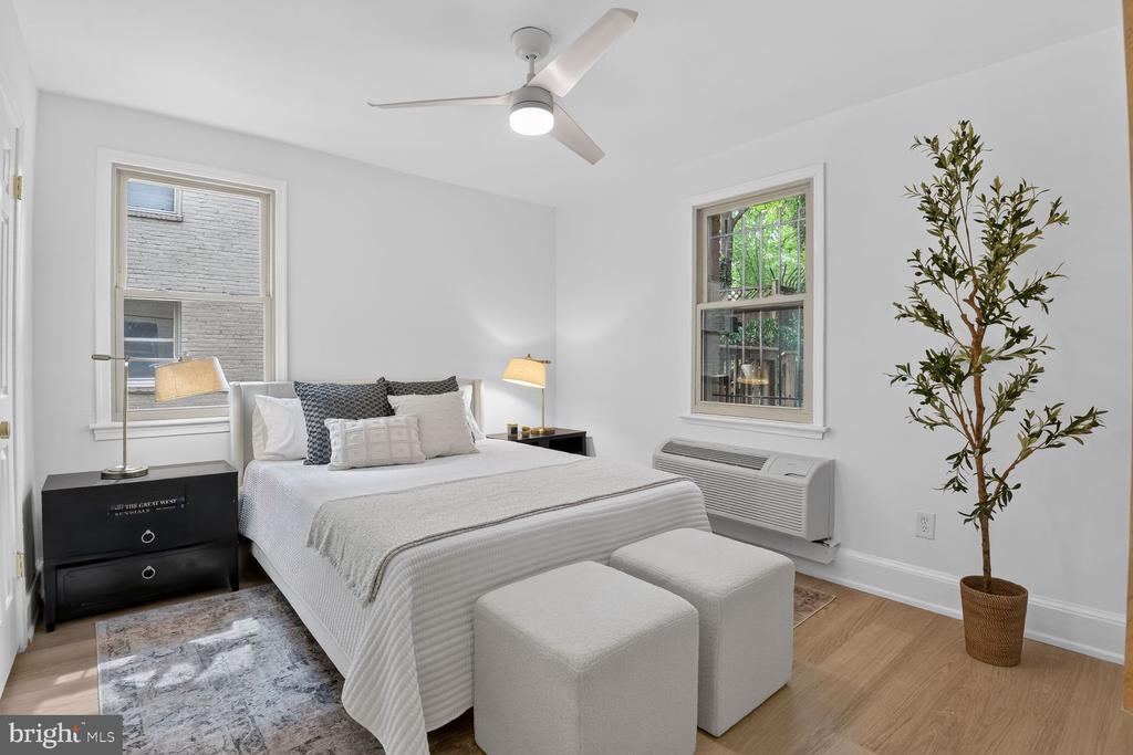 1363 K STREET SE Unit: 102
