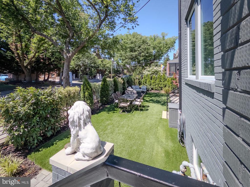 301 GALLATIN STREET NW