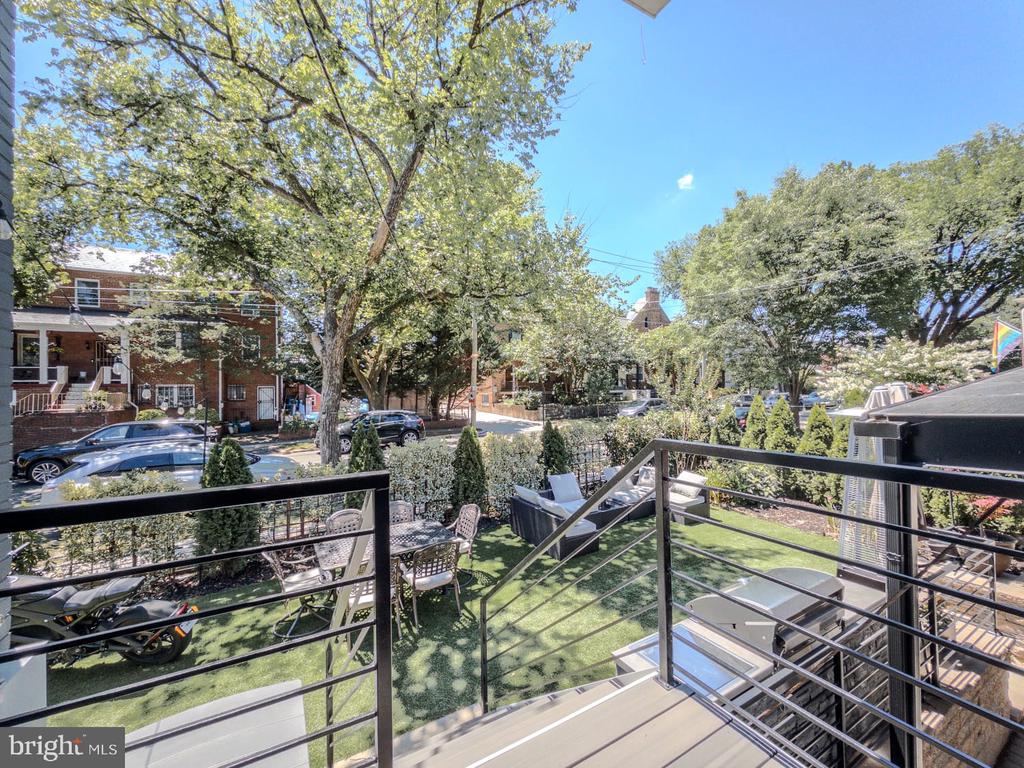 301 GALLATIN STREET NW