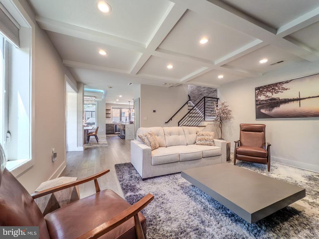 301 GALLATIN STREET NW