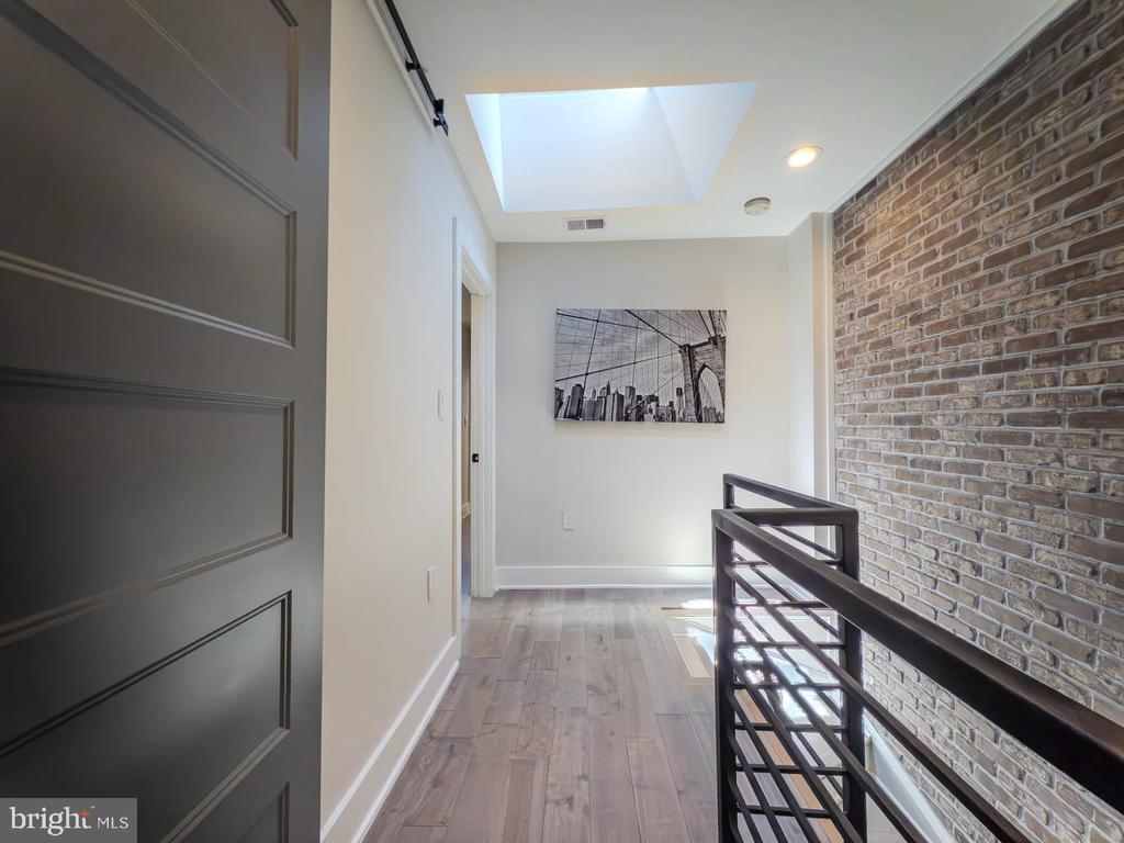 301 GALLATIN STREET NW