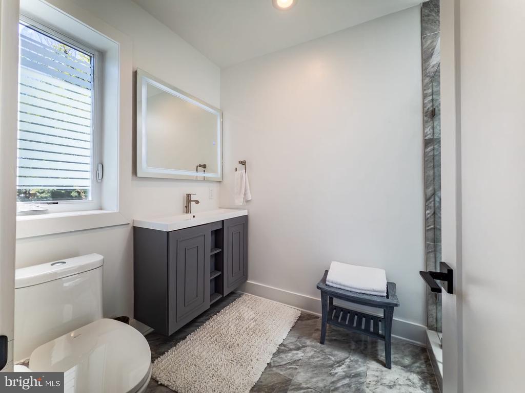301 GALLATIN STREET NW