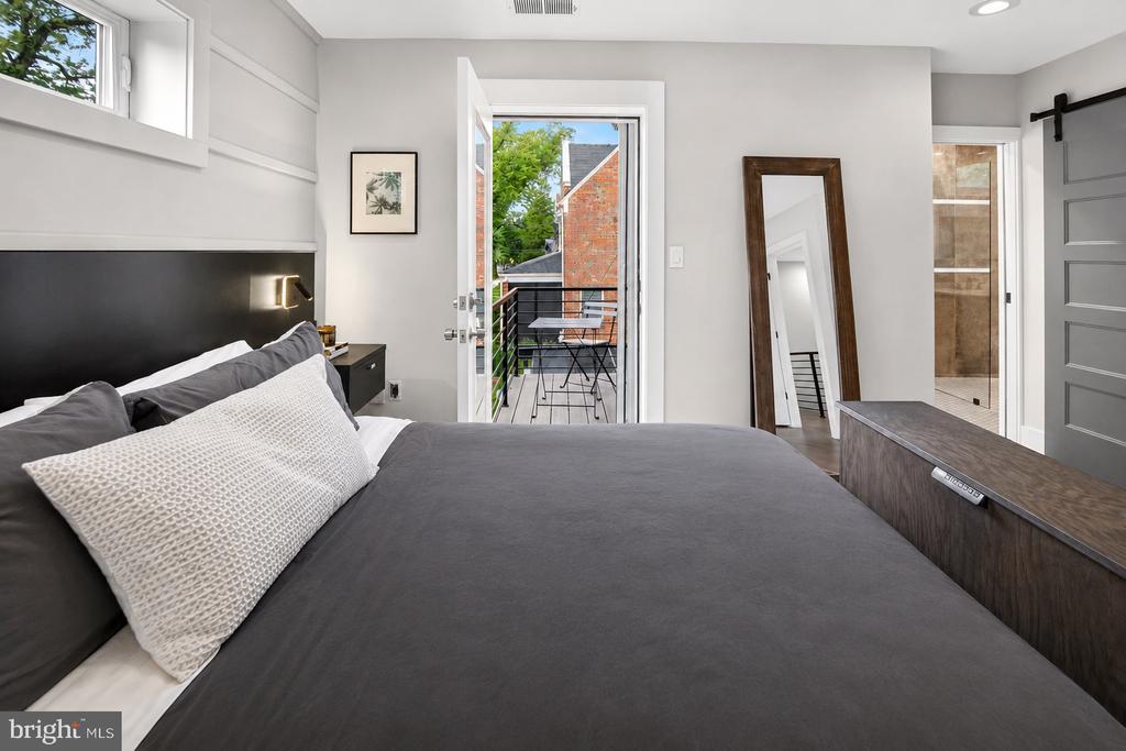 301 GALLATIN STREET NW