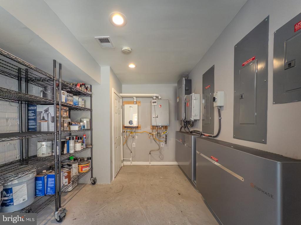 301 GALLATIN STREET NW