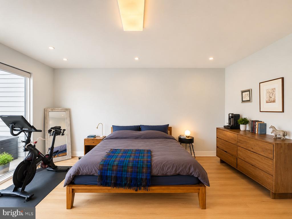 1219 PARK ROAD NW Unit: 3