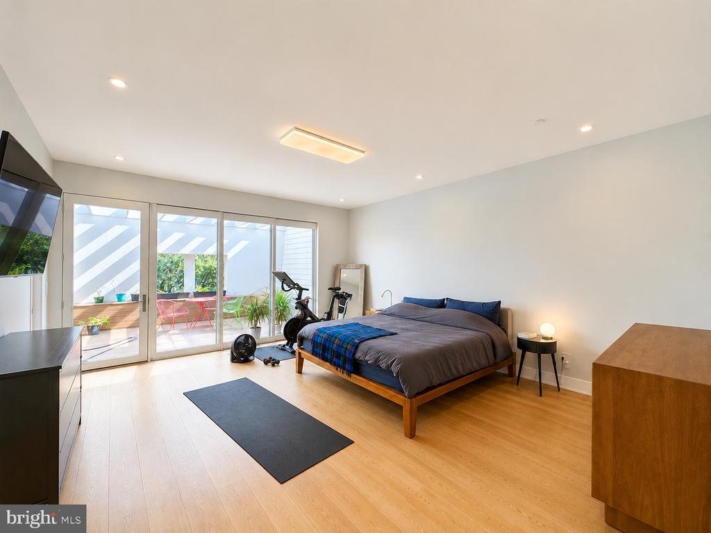 1219 PARK ROAD NW Unit: 3